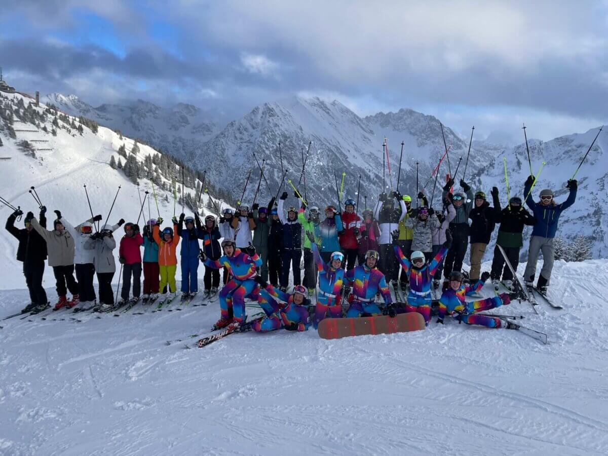 Jula 2025 Gruppenbild Schnee