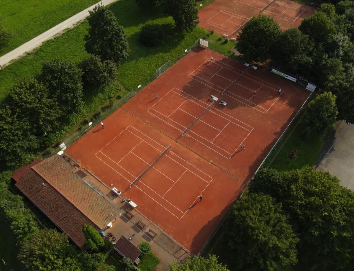 Tennishäusle/Tennisplätze